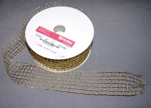 Bild 1 Lurexborte mit Gitterband Gold 40 mm breit